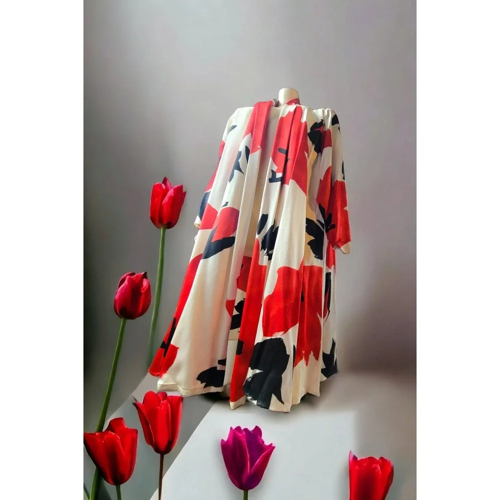 Vintage USA Pure SILK Voluminous Donna Karan Bold Floral Jacket Kimono Overpiece